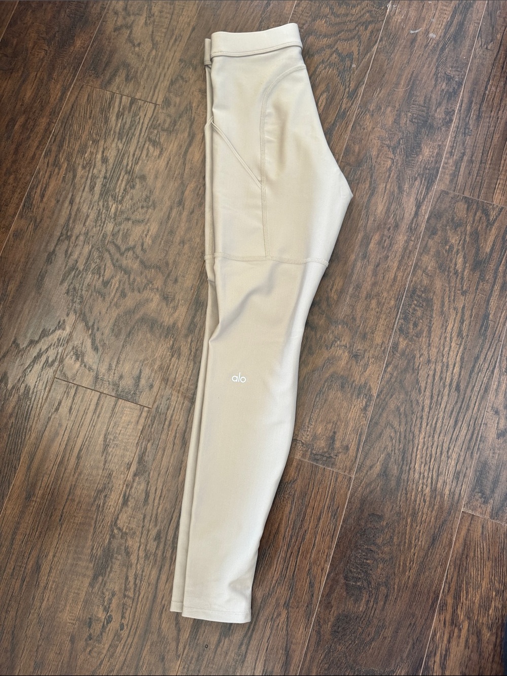 ALO Yoga Neutral Beige Leggings